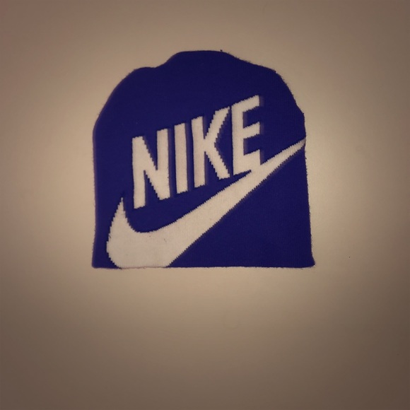 Purple and white nike beanie. - Picture 1 of 1